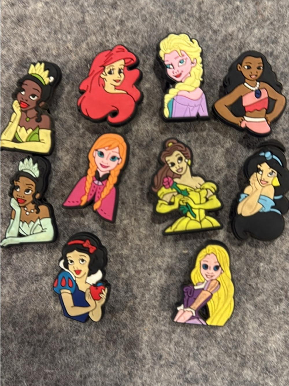 10 princess jibbitz